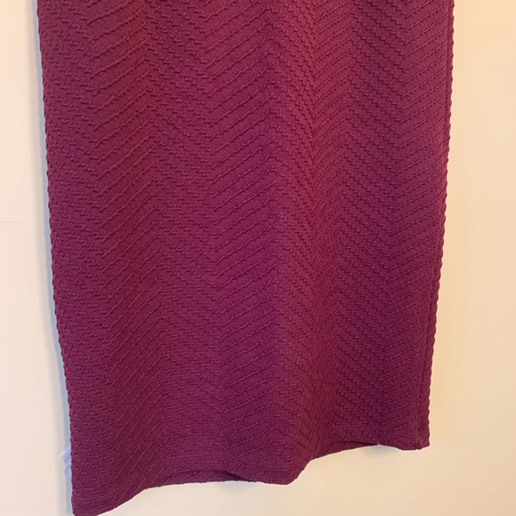 Forever 21 Burgundy Pencil Skirt - Picture 3 of 4